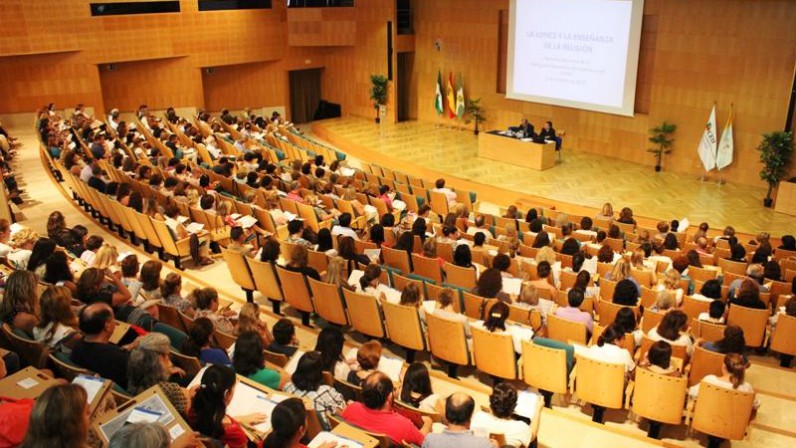 Profesores de Religión reciben la missio de manos del arzobispo