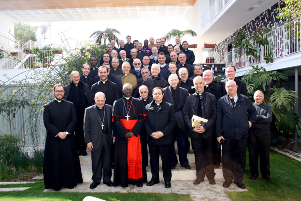 Encuentro del Cardenal Robert Sarah con el clero sevillano