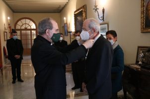 Medalla Pro Ecclesia Hispalense a un servidor del Seminario Metropolitano de Sevilla