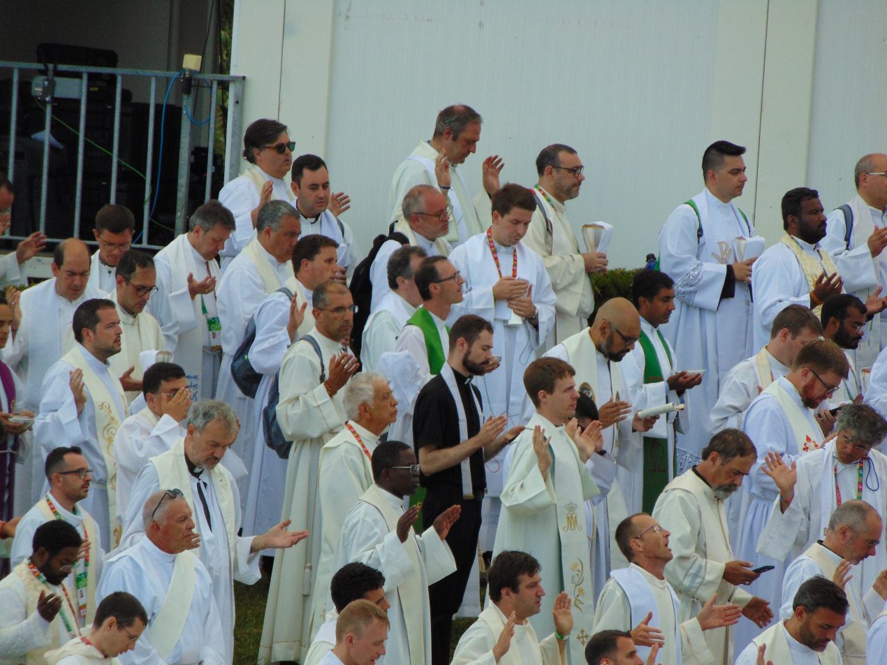 Misa de apertura de la JMJ presidida por el cardenal patriarca de Lisboa