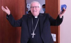 Monseñor Saiz Meneses cumple 40 años de sacerdocio