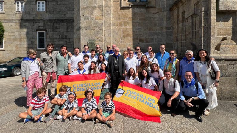 Monseñor Saiz Meneses a los cursillitas en la Ultreya Internacional: “Santos, apóstoles y unidos”