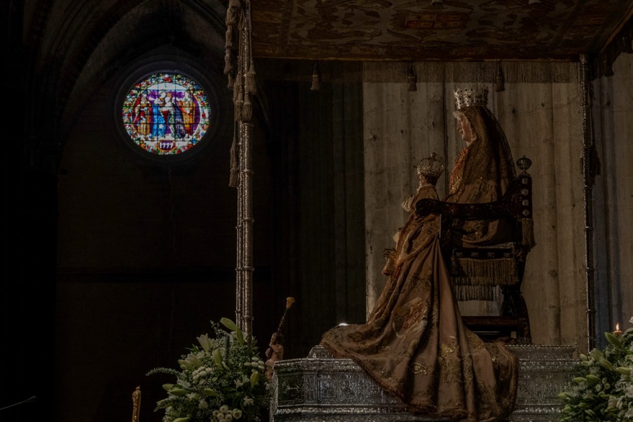 Novena a la Virgen de los Reyes