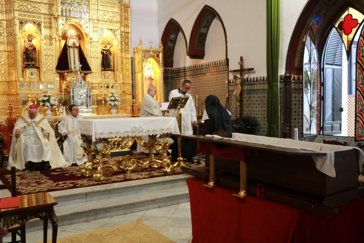 Traslado de los restos del venerable padre Torres Padilla