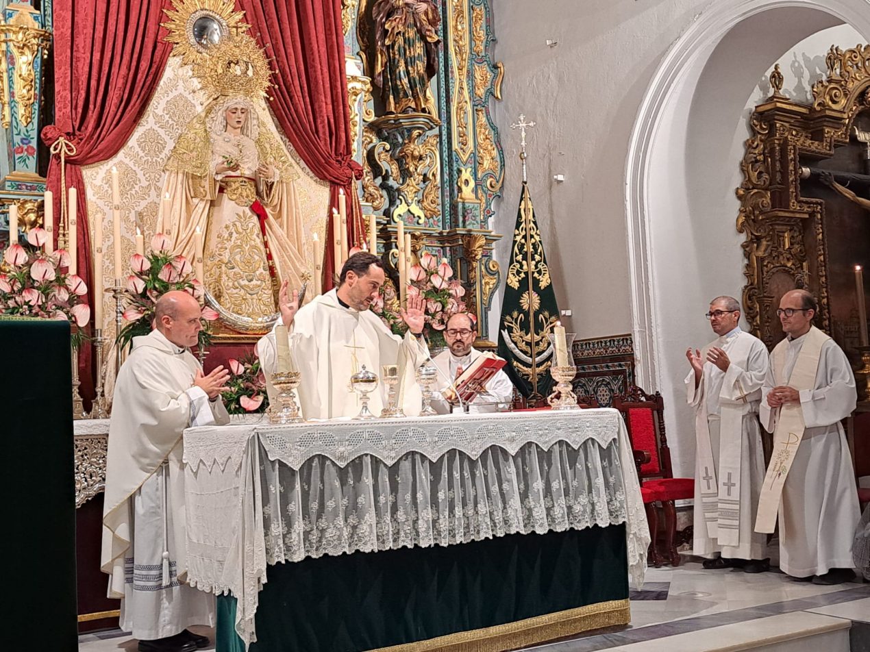 Toma de posesión del sacerdote Elías Domínguez, párroco de Ntra. Sra. de Belén (Gines)