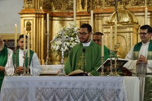 Toma de posesión del sacerdote Camilo Castillo, párroco de Ntra. Sra. del Socorro (Badolatosa) 