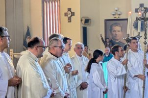 Toma de posesión del sacerdote Sergio Codera, párroco de Jesús Obrero (Sevilla)