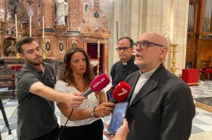 Presentación de la restauración del retablo del Sagrario